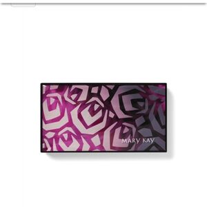 Mary Kay Vibrant Pink and Purple Palette